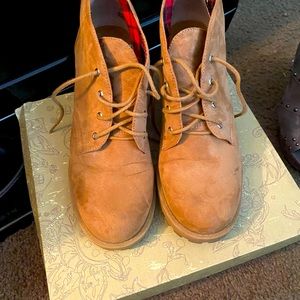 American Rag Suede Size 8 gently worn Boot